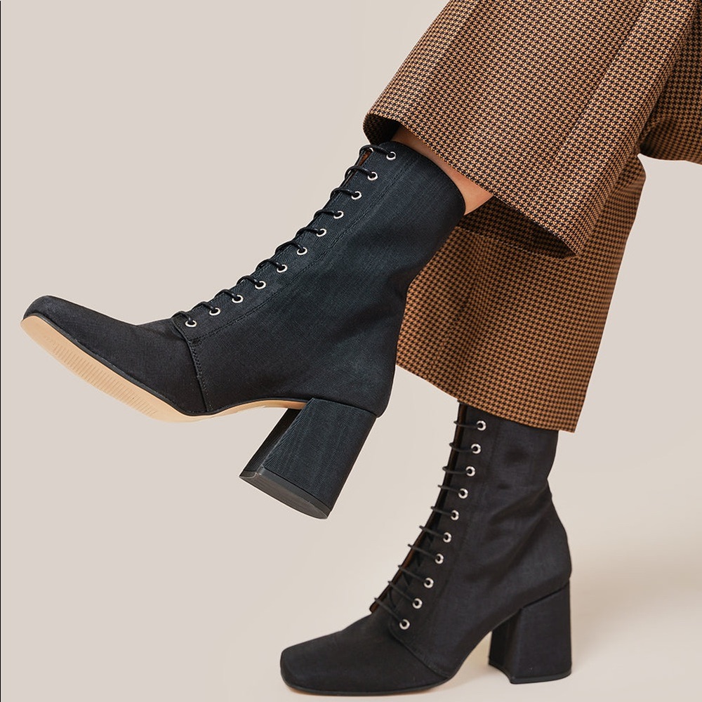 About Arianne lace up Steve Boot in Miore Black.